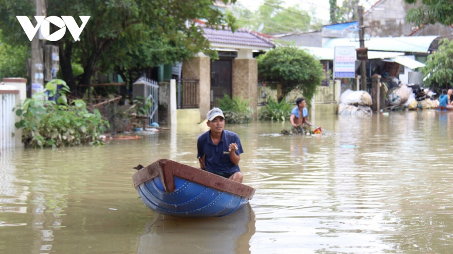 Four to six tropical storms to hit Vietnam this year